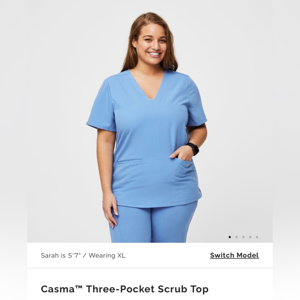 Figs scrub top